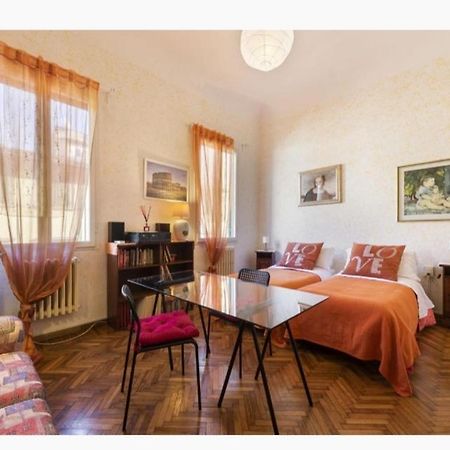 Tre Gigli Firenze Apartment, 5 Minutes From Station, Via Palazzuolo 55 Eksteriør bilde